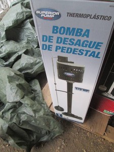 Superior Pump thermoplastic 13hp pedestal pump