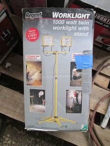 Regent 1000watt twin work light with stand