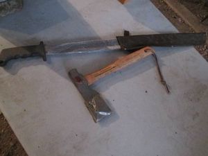 Fixed blade dual purpose machete saw with sheath and hatchet