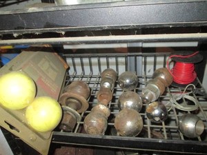 Magnetic trailer alignment kit and various receiver balls