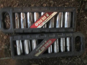 12in SAE and Metric deep well socket sets 1pc missing