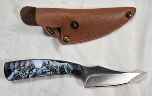 God Bless America Wolf Fixed Blade Knife  Patriotic Handle & Sheath  NEW