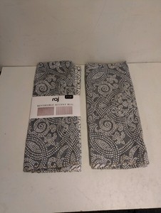 RAJ REVERSIBLE ACCENT RUG 27 X 45  2 CT