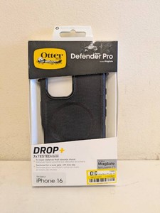 NEW OTTERBOX DEFENDER PRO IPHONE 16 CASE BLACK