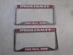 (EC1) Pair of Vintage Chrome Middlekauff Twin Falls, Idaho License Plate Frames