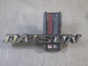 (FS) Vintage Datsun 620 Grille Emblem #62305-B5000