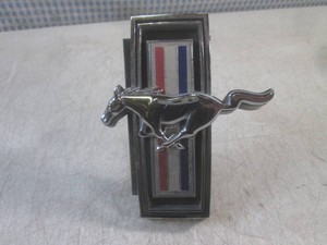 (FS) Vintage 1969 Mustang Grille Emblem Corral Pony Grande