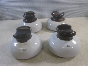 (EC1) 4 Large Porcelain Electrical Insulators One Chipped 7 Wide