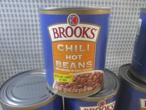 (B-1) 6 Cans of Hot Chili Beans 30.5oz Past Date