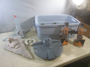 (F-1) Assortment of Vintage Star Wars Ships Etc