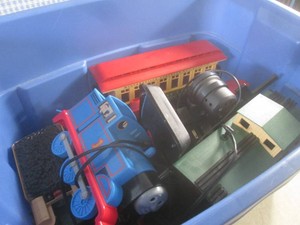 (BR3) Tote of Train Cars and Track