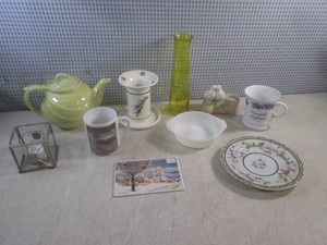 (G-1) Assorted Vintage Toothbrush Holder, Tea Pot, Collector Plate Etc