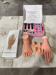 Modelones Nail Kit & Practice Models