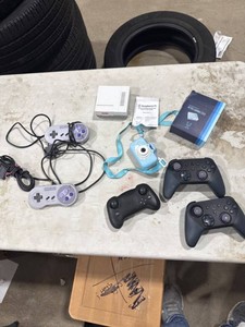 Gaming & Electronic Accessories Lot