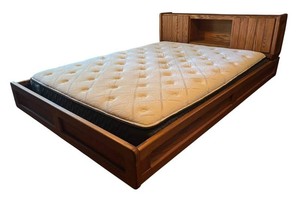 LLBR - Vintage Queen Bed