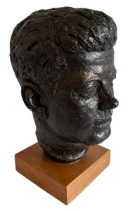 DR - John F. Kennedy Bust - Austin Productions