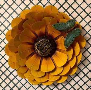 LR - Metal Sunflower Wall Art With Butterfly - 21in Diameter