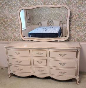 B2 - Vintage Dixie French Provincial 9-Drawer Triple Dresser & Matching Mirror