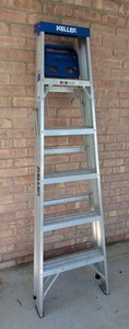 G - Step Ladder - Keller 916 Aluminum Type I 101 Reach
