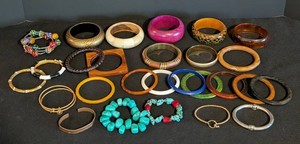 K - Womens Fashion Bracelet Mixed Lot - 20 Bangles, Cuffs & Beaded Bracelets