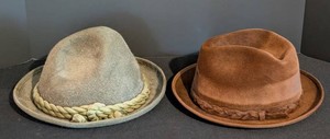 MB - Vintage Mens Felt Hats Size 7 38 - Pair