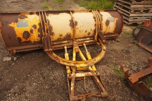 Leo 8 Truck Mount Snowplow With Mount