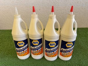 4 Quarts NAPA Premium 80W-85W-90 Gear Oil