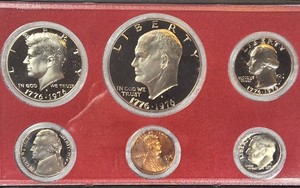 1976 U.S. Mint Bicentennial Proof Set  6 Coins with Eisenhower Dollar