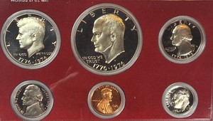 1975 U.S. Mint Proof Set  6 Coins with Bicentennial Eisenhower Dollar