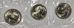 1979 Susan B. Anthony Dollar Souvenir Set  P, D & S Mint Dollars