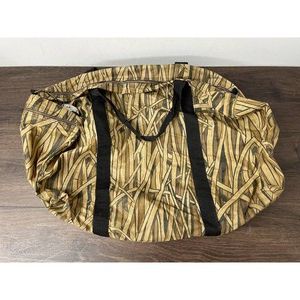 Cabelas Tan Camo Nylon Duffel Bag with Straps