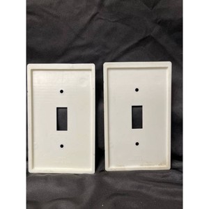 Champion White Plastic Switch Plate Covers 2-Piece Spark Plugs