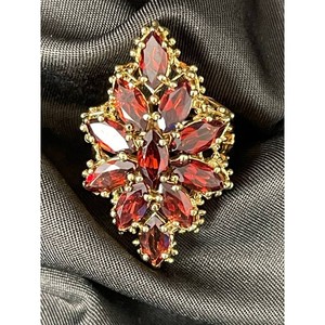 Gold Tone Red Rhinestone Floral Ring