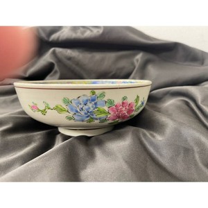 Pink Porcelain Phoenix Bowl with Floral Rim, 1 Piece