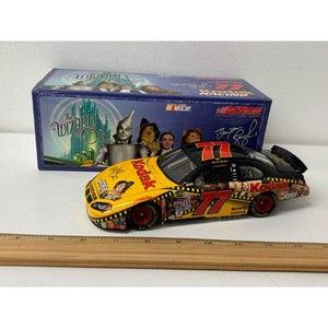 Action Yellow Die-Cast NASCAR Stock Car #77 Wizard of Oz 124