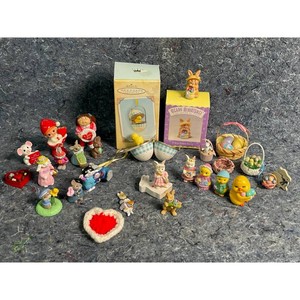 Hallmark Easter Miniature Ornament Lot � 20 Bunny Figures