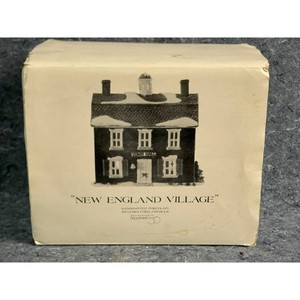 Dept 56 New England Village Electric Display - Porcelain Town Hall Set