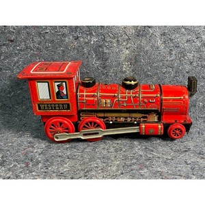 Western Red Metal Steam Train Toy Locomotive with Caboose