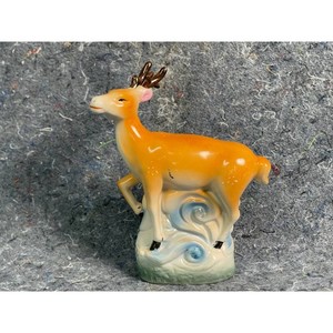 Tan Orange Ceramic Deer Figurine on Base � Decorative Animal Statue
