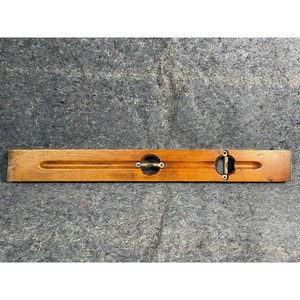 Vintage Wooden Level� Vintage Carpenters Level