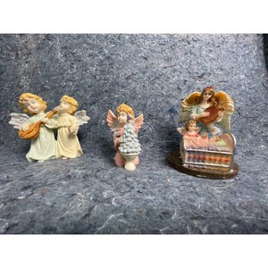Resin Angel Figurine Set � 3 Pieces, Musical and Nativity
