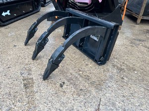 VORX Mini Skid Attachment Ripper (NL700PW)