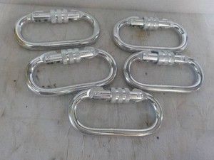 5 Heavy Duty Carabineer Safely Clips