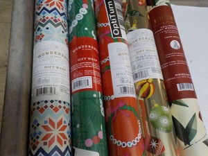 5 rolls Gift Wrapping Paper