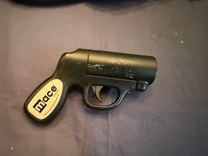 Mace Pepper Spray Gun Includes Water Practice Cartridge