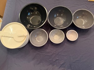 Copco Salad Spinner with Set of Six Plastic Bowls from .32 Quarts to 4 Quarts