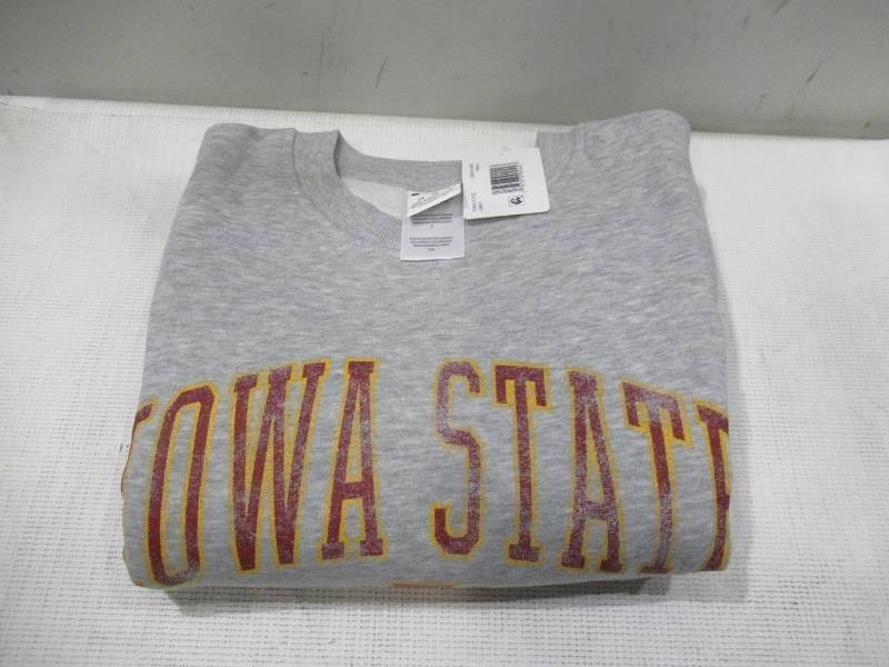 NEW Champion Mens NCAA Gray Crewneck Sweatshirt - Iowa State Cyclones - SMALL