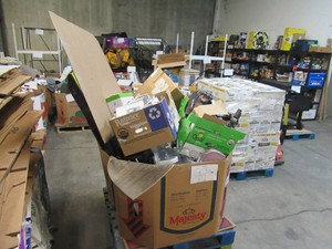 Pallet of Store Overstock and Ecommerce Product and Returns