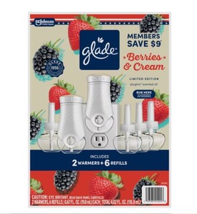NEW Glade PlugIns Scented Oil Air Freshener, Berries & Cream, 2 Warmers  6 Refills
