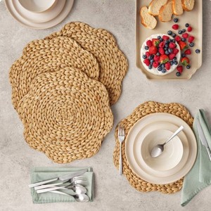 NEW Members Mark 4-Pack Natural Water Hyacinth Handwoven Placemats - Scallop
